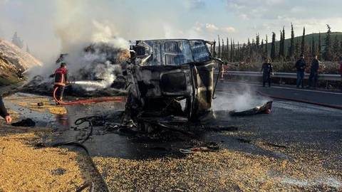 Şanlıurfa'da Tır Çarpışması Gerçekleşti