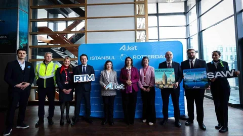 AJet'in İstanbul Rotterdam Seferleri Başladı