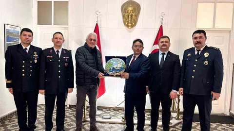 Marmaris'te Çevreciye Takdir Belgesi