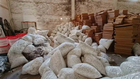 Şanlıurfa'da 40 Milyon Makaron Ele Geçirildi