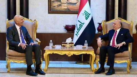 ABD’nin Suriye Temsilcisi Barrack Irak’ta Görüştü