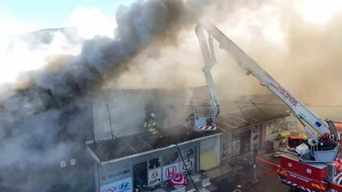 Buca'daki Yangın Kontrol Altında