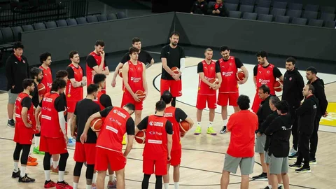 A Milli Erkek Basketbol Takımı Hazırlıklara Başladı