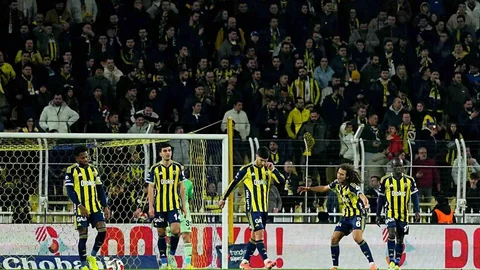 Fenerbahçe'nin Galibiyet Serisi Kadıköy'de Sona Erdi