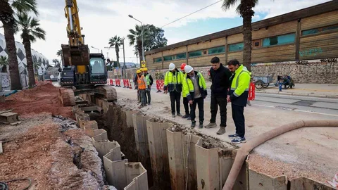 İzmir Alsancak’ta Altyapı Çalışması Başladı