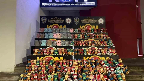 Adana'da Kaçak Pelüş Oyuncak Ele Geçirildi