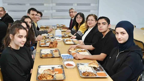 Ortaklar Fen Lisesi'nde İftar Programı