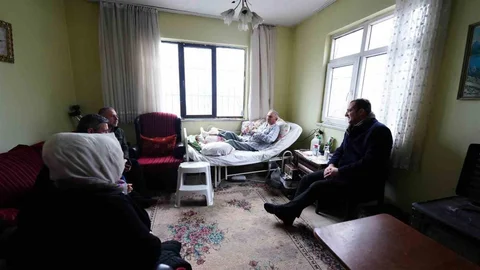 Akçaabat'ta Başkan Ekim Hastaları Ziyaret Etti