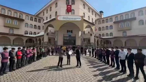 Ağrı Patnos’ta İlahi Seslendirme Etkinliği