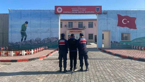 Uyuşturucu Ticareti Yapan Şahıs Yakalandı