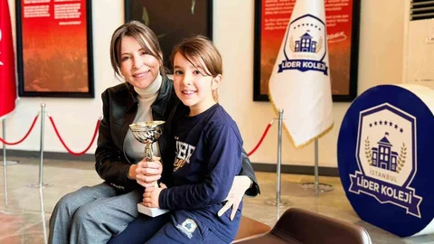 Adana'da Genç Binici Başarı Elde Etti