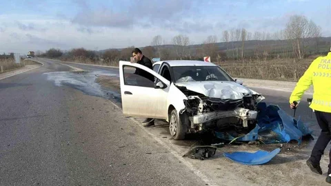 Kırklareli'de Otomobil Kaza Yaptı