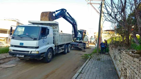 Aydın'da Yol Çalışmaları Devam Ediyor