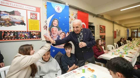 Ümraniye'de Ramazan Coşkusu Yaşanıyor