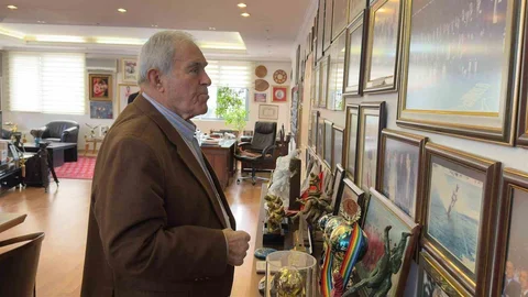 Ahmet Ayık’a Ankara’da Onur Ödülü Verildi