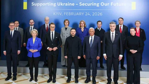 Gönüllüler Koalisyonu'ndan Ukrayna'ya Destek Zirvesi