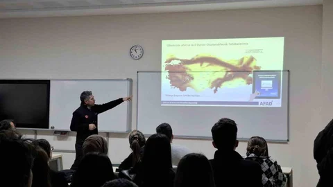 Bartın'da Afet Eğitimi Veriliyor