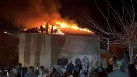 Siirt Pervari'de Ev Yangını