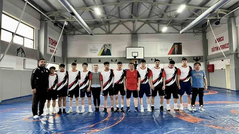 Kayseri'de Güreş Malzeme Dağıtımı