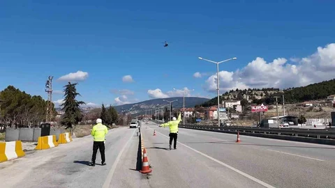 Burdur'da Helikopterle Trafik Denetimi