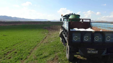 Gercüş'te Çiftçiler Bahar Mesaisine Başladı