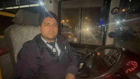 Minibüste Fenalaşan Öğrenciye Şoför Yardımı