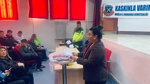 Köyceğiz'de Trafik Eğitimi Semineri Düzenlendi