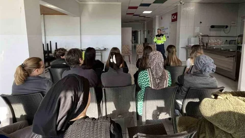 Karabiga'da Jandarma Bilgilendirmesi