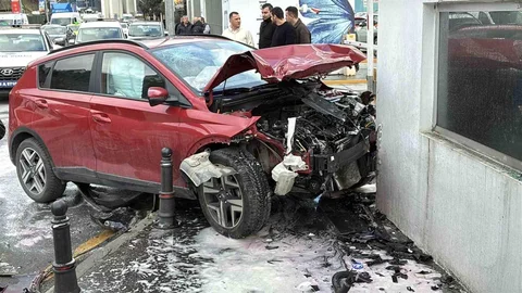 Kağıthane'de Zincirleme Trafik Kazası