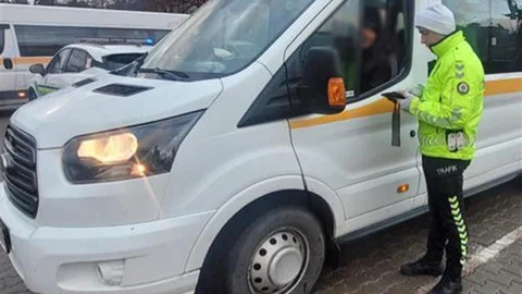 Manisa'da Okul Servislerine Denetim Yapıldı