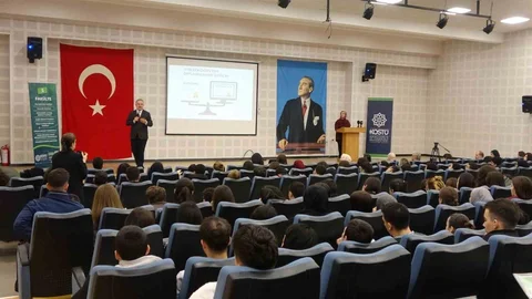 Yapay Zeka Konferansı Kocaeli'de Gerçekleşti