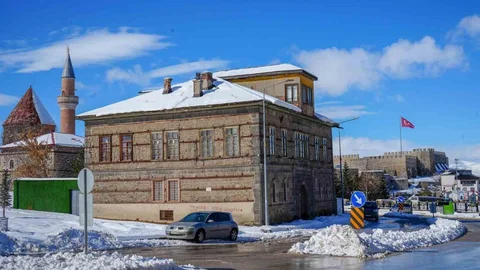 Erzurum ve Erzincan'a Kar Yağışı Uyarısı