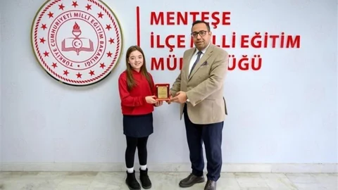 Muğla'da İstiklal Marşı Birincisi