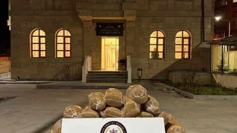 Sivas'ta Kaçak Tütün Yakalandı