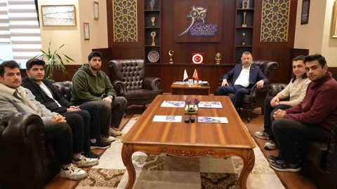 Karabük'te Rektör Kırışık ile Evrenos Takımı Buluştu