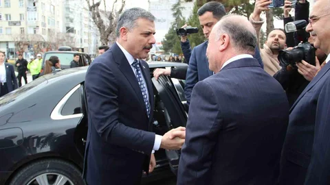 Çorum'da Bakan Çiftçi'nin Ziyareti