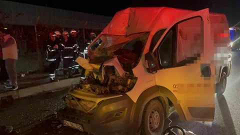 Eskişehir'de Park Halinde Tır Kazası