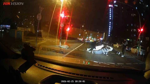 Üsküdar'da Gençlerin Şınav Çekme Anı