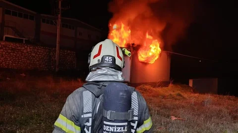 Denizli’de Trafo Yangını Korkuttu