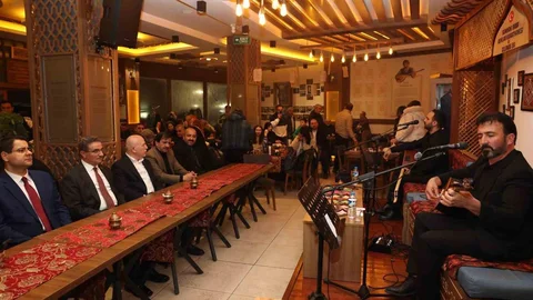 Erzurum'da Aşıklar Dinlendi