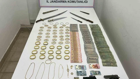 Antalya'da Sahte Altın Operasyonu Yapıldı