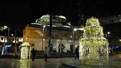 Isparta'da Hatimle Teravih Huzuru