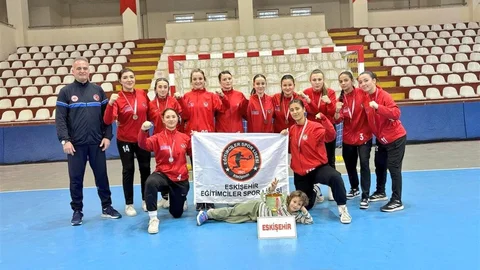 Eskişehir'de Hentbol Başarısı
