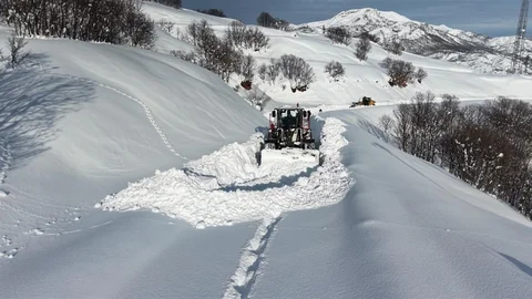 Tunceli'de 143 Köy Yolu Kapandı