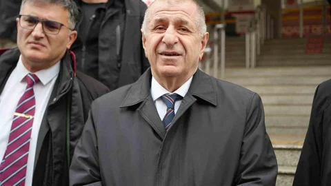 Ümit Özdağ Kocaeli'de Mahkemeye Çıktı