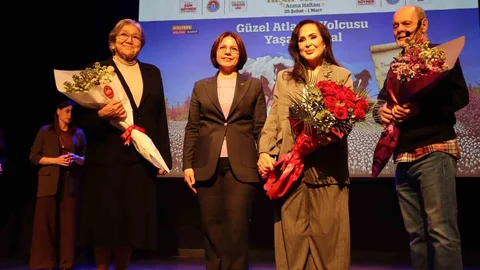 Türkan Şoray, Yaşar Kemal'i Anma Etkinliğinde Buluştu