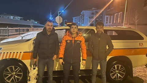 Karaman'da Karda Mahsur Kalan Aile Kurtarıldı