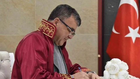 Altıeylül’de Yeni Evlenecek Çiftlere Destek