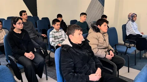 Hakkari'de Yeni Eğitim Merkezi Açıldı