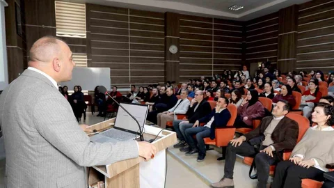 TOGÜ'de Yükseköğretimde Dönüşüm Konferansı